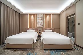 ELONG DELUXE International Hotel