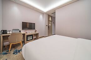 ELONG DELUXE International Hotel