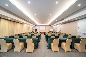 ELONG DELUXE International Hotel