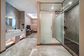 ELONG DELUXE International Hotel