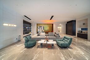 ELONG DELUXE International Hotel