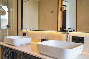 Happiness Villa 7 with 3 Bedrooms