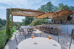 Coratina Gorgeous Apartment With Pool Montaione Toscana