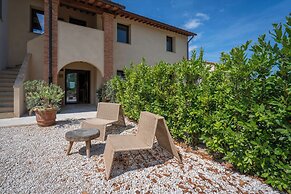 Coratina Gorgeous Apartment With Pool Montaione Toscana