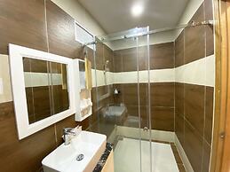 Jolilian Hotel & Apartment