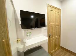 Jolilian Hotel & Apartment