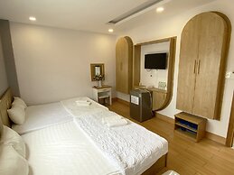 Jolilian Hotel & Apartment