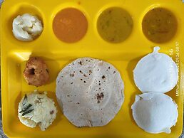 R-Hotels Rithikha Inn Porur