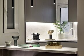 Acro Residence Acropolis by Aura Homes