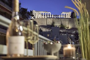 Acro Residence Acropolis by Aura Homes