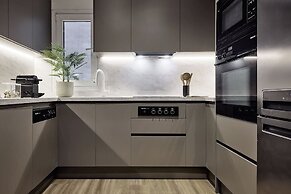 Acro Residence Acropolis by Aura Homes