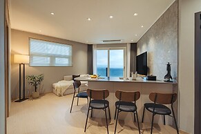 Le Collective SokchoBeach