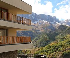 Askireg Hotel