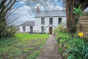 Hill House - 4 Bedroom - Llanrhidian