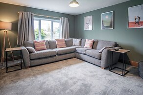 Hill House - 4 Bedroom - Llanrhidian