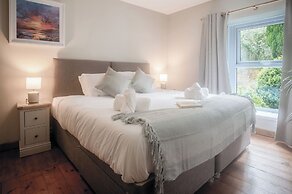 Hill House - 4 Bedroom - Llanrhidian