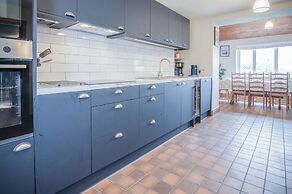 Hill House - 4 Bedroom - Llanrhidian