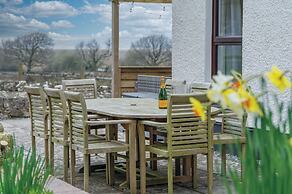 Hill House - 4 Bedroom - Llanrhidian