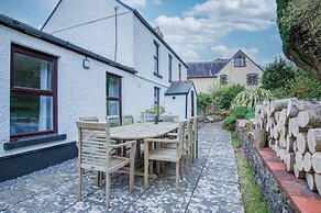 Hill House - 4 Bedroom - Llanrhidian