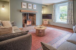 Hill House - 4 Bedroom - Llanrhidian