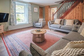 Hill House - 4 Bedroom - Llanrhidian