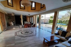 Sahl Hasheesh, Beachfront 1br Apartment, Hurghada
