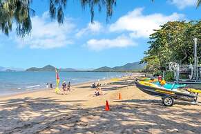 Palm Cove Studio Apartments
