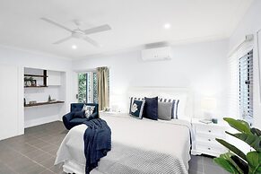 Palm Cove Studio Apartments