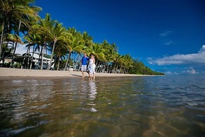 Palm Cove Studio Apartments