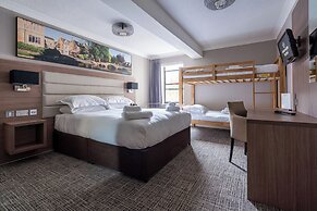Riverside Hotel