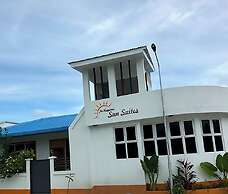 The Happiness Sun Suites