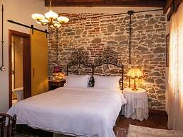 Vila Ebel Hotel Pool & Spa