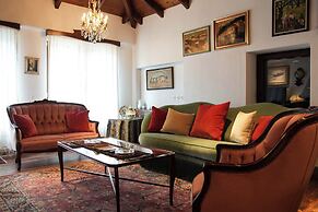 Vila Ebel Hotel Pool & Spa