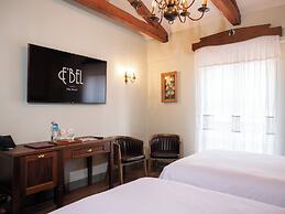 Vila Ebel Hotel Pool & Spa