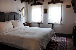 Vila Ebel Hotel Pool & Spa