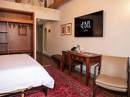 Vila Ebel Hotel Pool & Spa