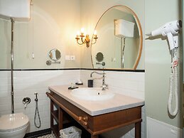 Vila Ebel Hotel Pool & Spa