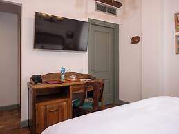 Vila Ebel Hotel Pool & Spa