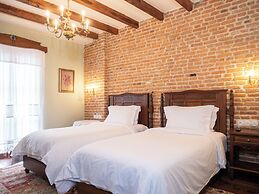 Vila Ebel Hotel Pool & Spa