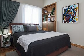 Neos Kosmos Gem w Acropolis View Balcony