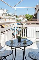 Neos Kosmos Gem w Acropolis View Balcony