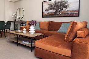 Neos Kosmos Gem w Acropolis View Balcony