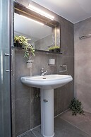 Neos Kosmos Gem w Acropolis View Balcony