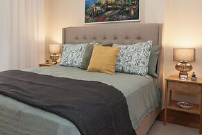 Neos Kosmos Gem w Acropolis View Balcony