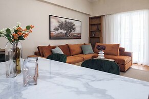 Neos Kosmos Gem w Acropolis View Balcony