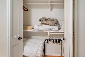 Walk to Five Points: East Nashville Home w/ Yard!