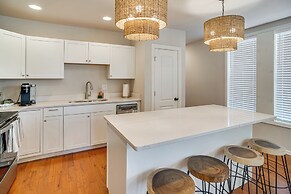 Walk to Five Points: East Nashville Home w/ Yard!