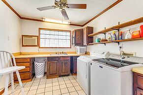 Pensacola Home ~ 13 Mi to Perdido Bay!