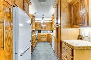 Pensacola Home ~ 13 Mi to Perdido Bay!