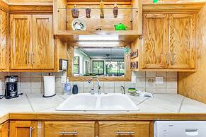 Pensacola Home ~ 13 Mi to Perdido Bay!